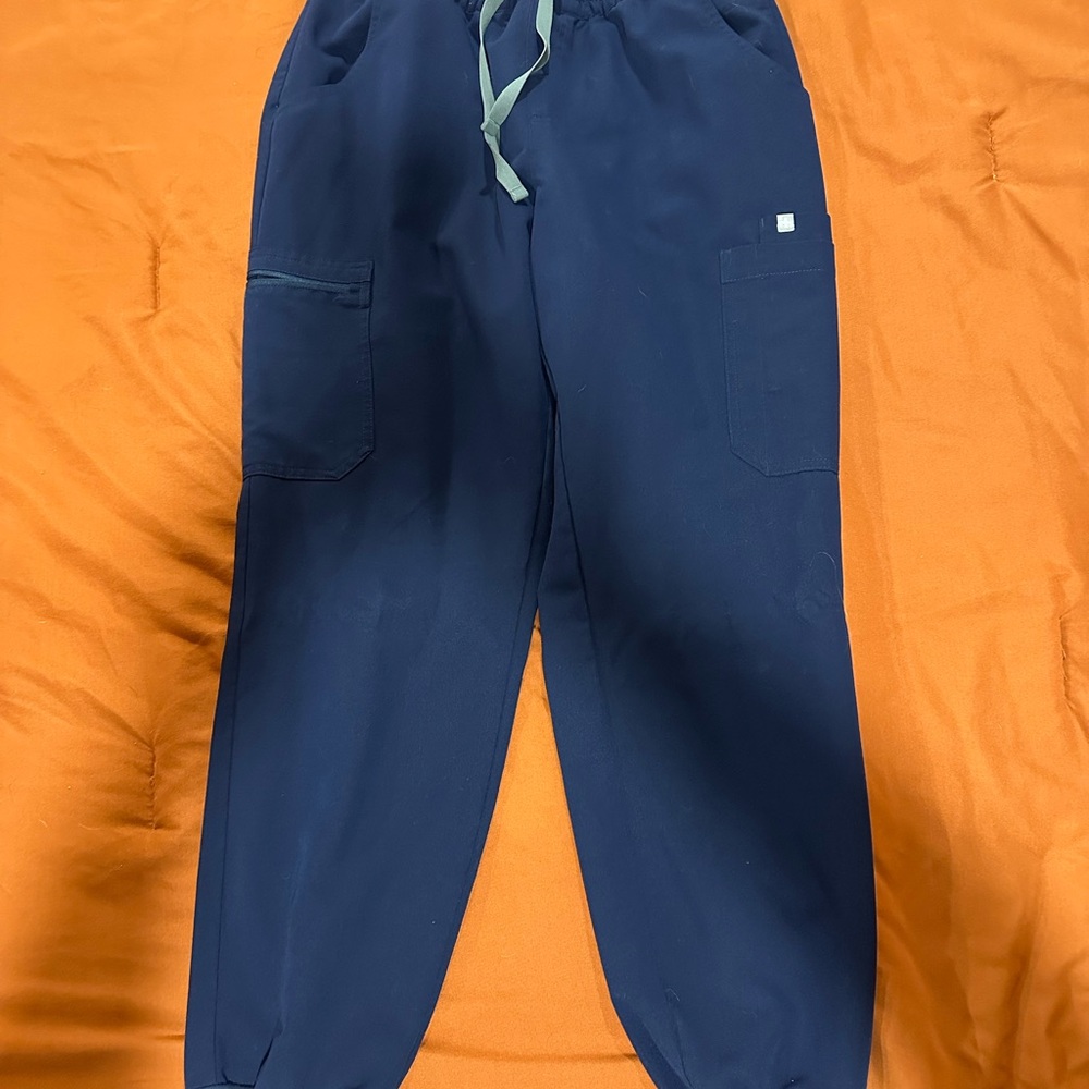 Figs Technical Collection Pants in Navy